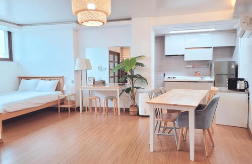 Songsan-dong House | Seogwiporto