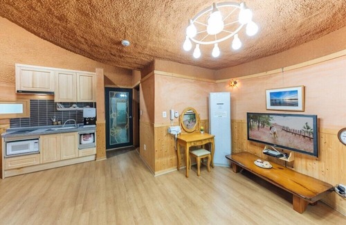 Jeungdo Apartment | Seom Green Pension