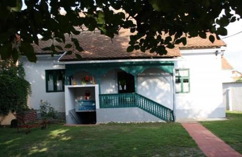 Velika House | Seoski Turiziam Larva
