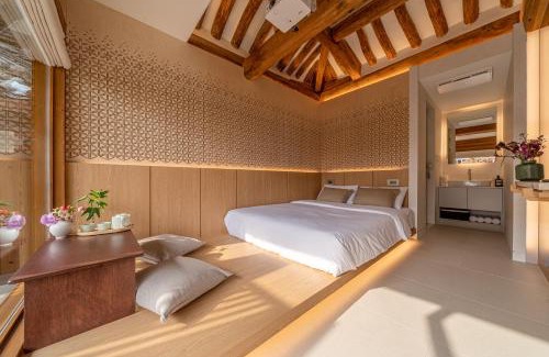 Cheongunhyoja-dong Apartment | Seoul Premium Hanok MemoryStay Hyoja