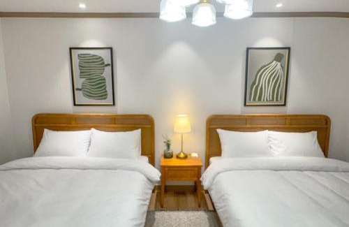 Hwayang-dong Apartment | 'Seoul SOM' 2mins to Gunguk Univ Station, 1 stop to Seongsu Station, KSPO