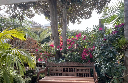 Inverloch Apartment | Separate & Self contained apartment in beautiful tropical garden close to beach.