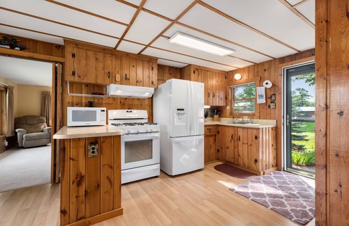 Nisswa Cabin | Sept and Oct dates still open! Clean with lots of Amenities & Gull Chain Access