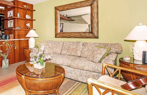 Kihei Condo | 🤙 Sept + Oct + Nov SPECIALS 🏝️ at the classic LIVE ALOHA SUITE