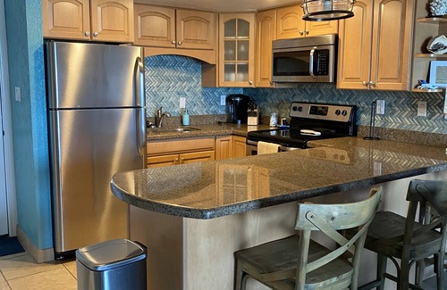 South Padre Island Condo | "September" 2025-"SPECIAL-RIGHT ON THE BEACH-Amazing View-ALL REMODELED