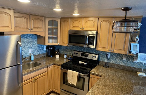 South Padre Island Condo | "September" 2025-"SPECIAL-RIGHT ON THE BEACH-Amazing View-ALL REMODELED