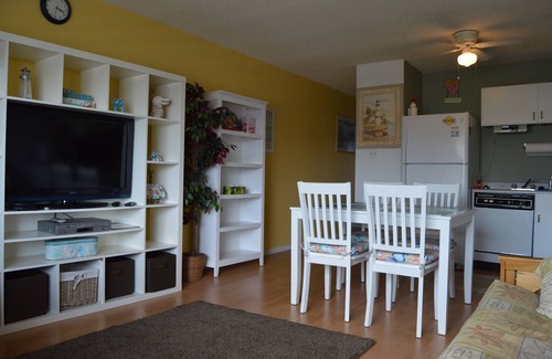North End Condo | September 8-11 Special 537