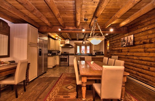 Jonas Cabin | SEPTEMBER DEAL - FREE NIGHT WHEN BOOKING A WEEKEND - ASK FOR DETAILS!