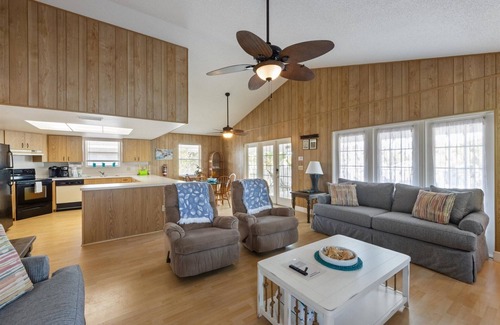 Anna Maria House | September Golf Cart Special