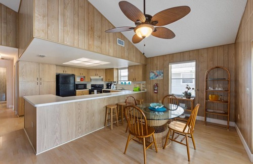 Anna Maria House | September Golf Cart Special