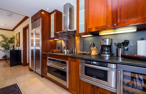 Ko Olina Condo | SEPTEMBER SPECIAL/BOOK 7 NIGHTS&GET THE 8TH NIGHT FREE/OCEAN VIEWS-BEACH TOWER