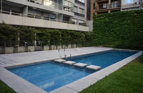 Nunez Apartment | Septiembre Station View
