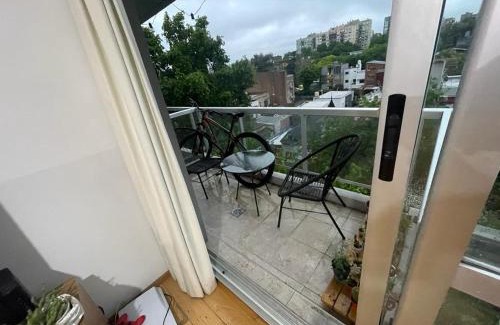 Nunez Apartment | Septiembre Station View