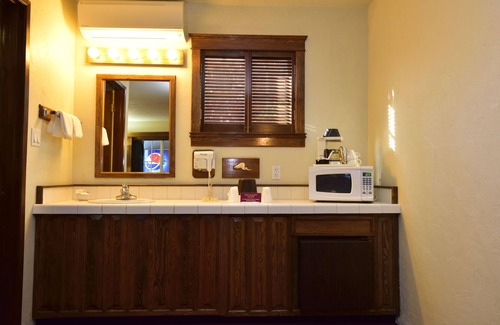 Sequim Hotel | Sequim West Inn