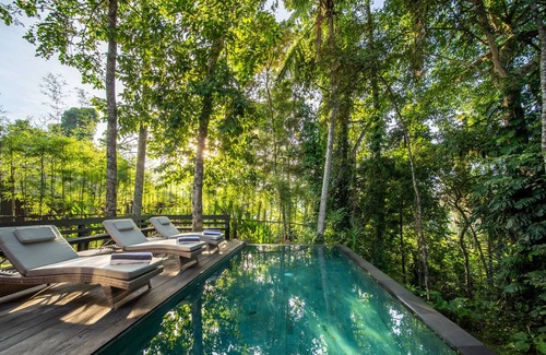 Melayang Villa | SEREMI