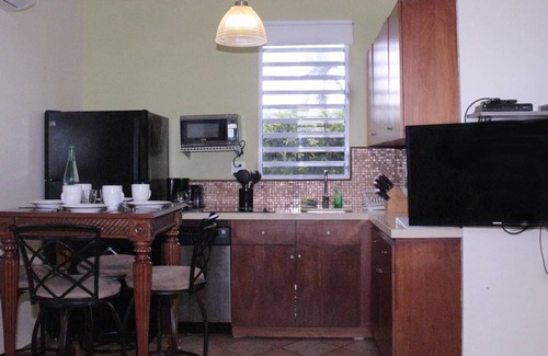 Ocean Park Apartment | Serena Alta
