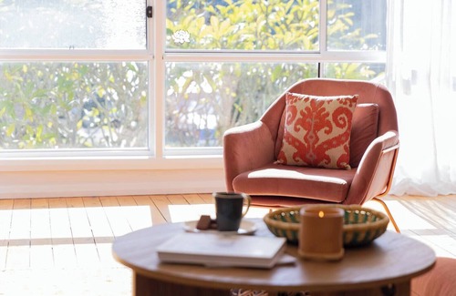 Woy Woy Bay Cottage | Serena Cottage Sunlit Escape by Woy Woy Bay Wharf