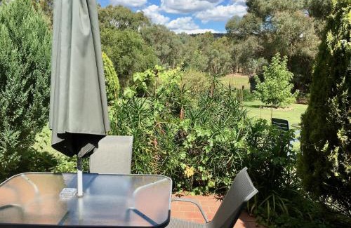 Wooragee House | Serena Cottages Beechworth - Your Country Getaway - 2