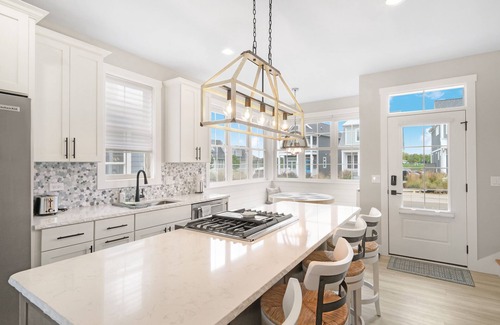 Ottawa House | Serendipity 2 Bedroom 2.5 Bath