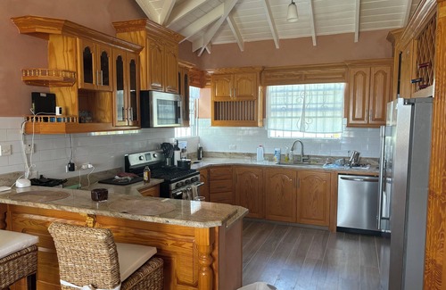 Bayfield House | Serene 2-bedroom house in St Phillip, Barbados , with lush landscape, sea views