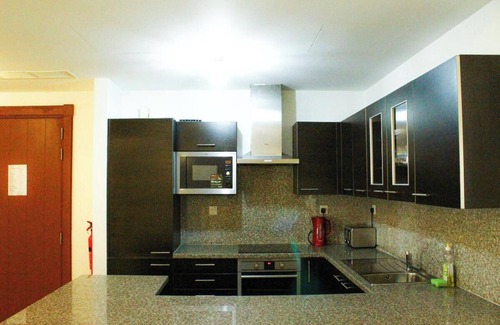 As Sifah Apartment | Serene 2-Bedroom Retreat