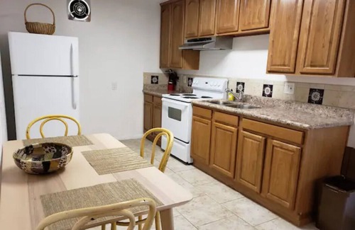 Chabot Park Apartment | Serene 2 Bedroom Sanctuary w/Balcony -Easy Access to S