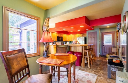 Bremerton House | Serene 2BR Waterfront Retreat in Garden Setting