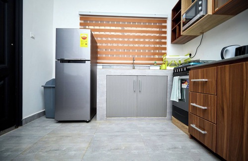 Oyibi House | Serene 3-bedroom getaway with modern amenities