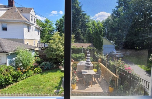 Montclair House | Serene 3bd Montclair home, near downtown & NYC