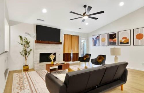 Plano House | Serene 4BR 2BA Home with Lagoon Pool in Plano