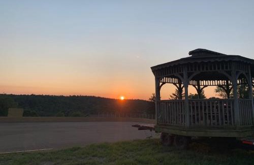 Burgettstown House | Serene 6BR country home on 325 acres ATV for rent