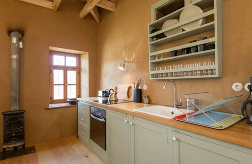 Prespes Cottage | Serene and Secluded Mountain House