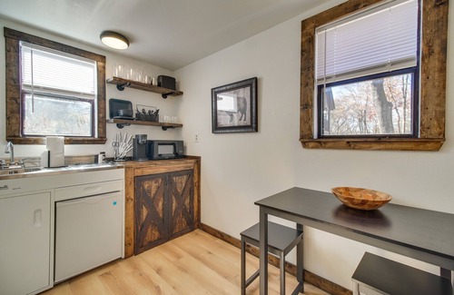Gentry Apartment | Serene Arkansas Retreat w/ Fire Pits, Near Lakes!