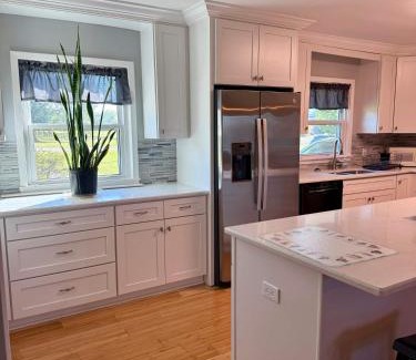 Broussard House | Serene Bayou Retreat - Spacious Family Home