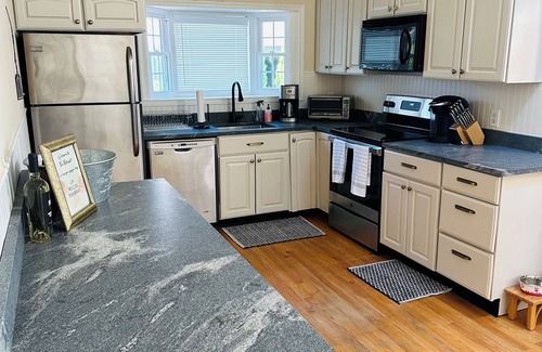 Milton Cottage | Serene beach cottage a short walk from beautiful Broadkill Beach. Pet friendly!