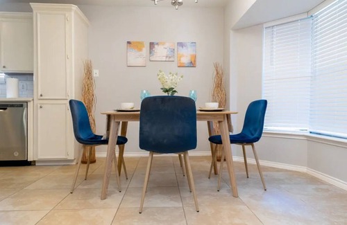 Grogan's Mill House | SERENE BOHEMIAN MANOR|FAMILY RETREAT|4BD 2.5BA