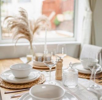 Rotherham House | Serene Boho Retreat: White Oak Charm House 7ppl