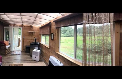 Reedsport Cabin | Serene cabin with WiFi with view of elk and coastal hills