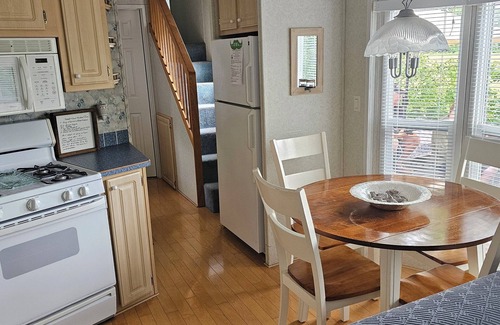 Preston RV Rental | Serene Campground Getaway