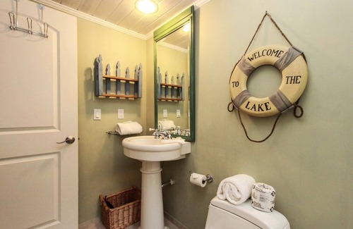 Moonridge Cabin | 🎄SERENE⛄️CHEF’S KITCHEN 🎱NEW GAME RM🏓 POOL ARCADE🏀 SECRET PLAYHOUSE ❄️