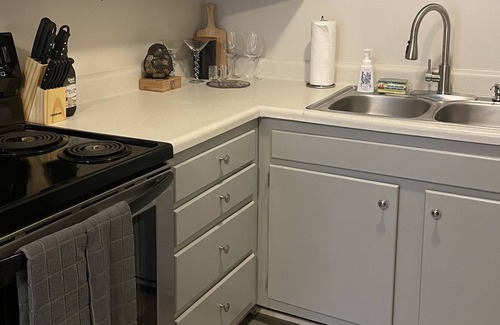 Winston - Salem Condo | Serene Condo Retreat