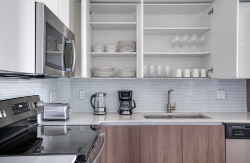 West Little Havana Apartment | Serene Coral Gables 2BR w/Pool & Gym, nr Miracle Mile, by Blueground