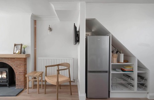 Topsham House | Serene Cottage Nr the Waterfront, Topsham