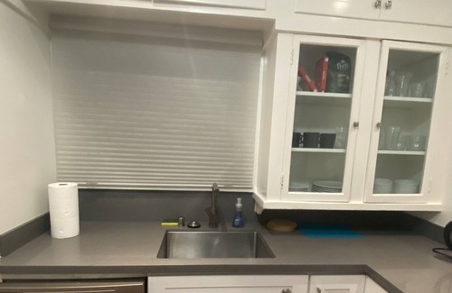 Central Berkeley Cottage | Serene Craftsman Cottage