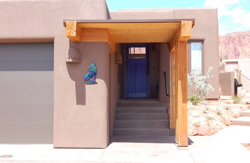 Kayenta Cottage | "SERENE DESERT GETAWAY CASITA" IN Kayenta VillagenViews of Red Rock Mt. Pets OK.