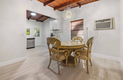 Alva House | Serene & Elegant 2-bedroom house with WiFi/AC in fantastic Alva