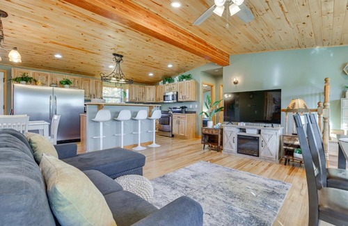 Fairplay House | Serene Fairplay Home with Hot Tub and Fireplace!