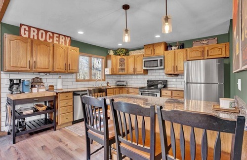 Gouldsboro House | Serene, family-friendly mountain retreat. Game room, fire pit, walk to pool
