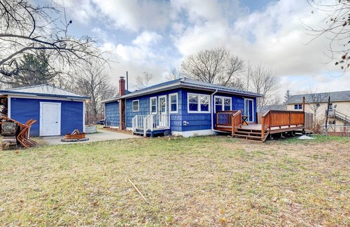 Farmington House | Serene Family Sanctuary w/ Fire Pit & Yard!