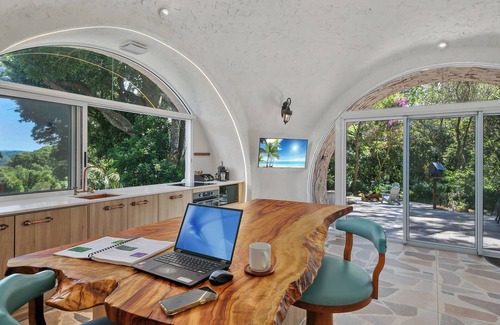 Montville House | Serene Flaxton igloo with garden views — sauna & cold plunge from late October